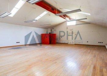 Interno non residenziale - Shop via Giuseppe Miller, Forlì - photo 14