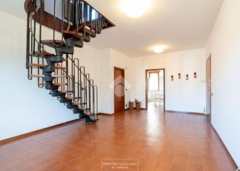 Attic Via Libertà, Vignola - photo 4