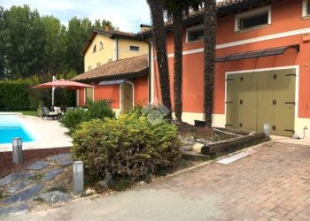 Independent house Via posta, Mirandola - photo 2