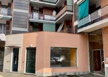 Facciata - Shop via Ivrea, 39, Biella - photo 2