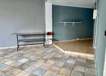 Salone - Shop via Ivrea, 39, Biella - photo 8