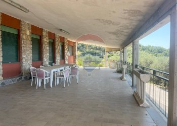 Villa Via per Santa Giulia, 98 
 San Giulia Centaura, Lavagna - photo 9
