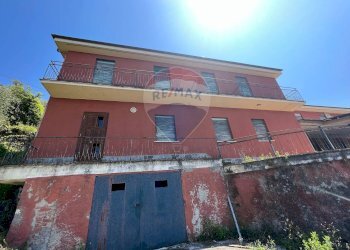 Villa Via per Santa Giulia, 98 
 San Giulia Centaura, Lavagna - photo 43