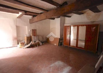 Magazzino Vicolo Societa' Operaia, Pinerolo - foto 1