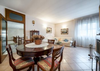 Villa Via Renzo Guaitoli, Carpi - foto 9