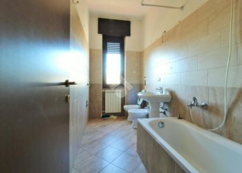Four-room apartment Via mattei, Sedriano - photo 33