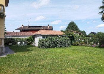 Giardino - Villa viale Armando Diaz, Castelletto Sopra Ticino - foto 2