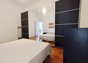 Camera da letto - Villa viale Armando Diaz, Castelletto Sopra Ticino - foto 48