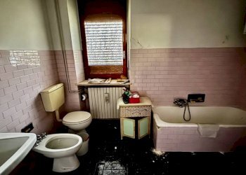 Bagno - Villa a Schiera via Giuseppe Garibaldi, 47, Sagliano Micca - foto 8