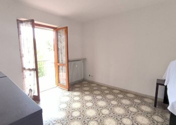Stanza non arredata - Three-room apartment via Torino, 10, Villanova Mondovì - photo 14