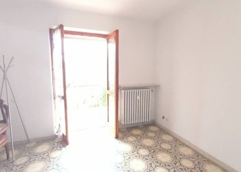 Stanza non arredata - Three-room apartment via Torino, 10, Villanova Mondovì - photo 15