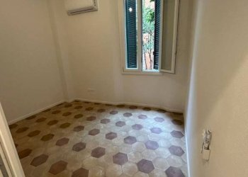 Stanza non arredata - Appartamento Bologna (zona Centro Storico) - foto 9