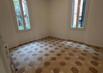 Stanza non arredata - Appartamento Bologna (zona Centro Storico) - foto 10