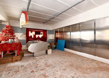 interno locale - Locale Commerciale Largo Cesare Battisti, 4, Barge - foto 25