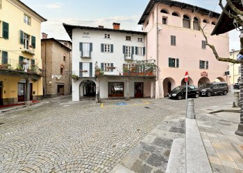 facciata - Locale Commerciale Largo Cesare Battisti, 4, Barge - foto 27