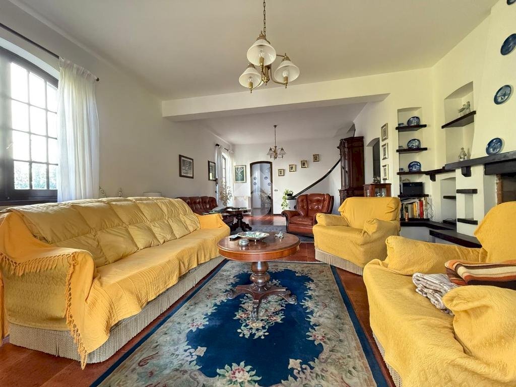 Semi-detached house Via Ghigliolo Basso, Sarzana - photo 1