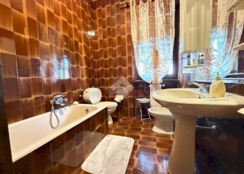Semi-detached house Via Ghigliolo Basso, Sarzana - photo 24