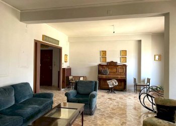 Apartment Viale Regione Siciliana Nord Ovest, Palermo - photo 5