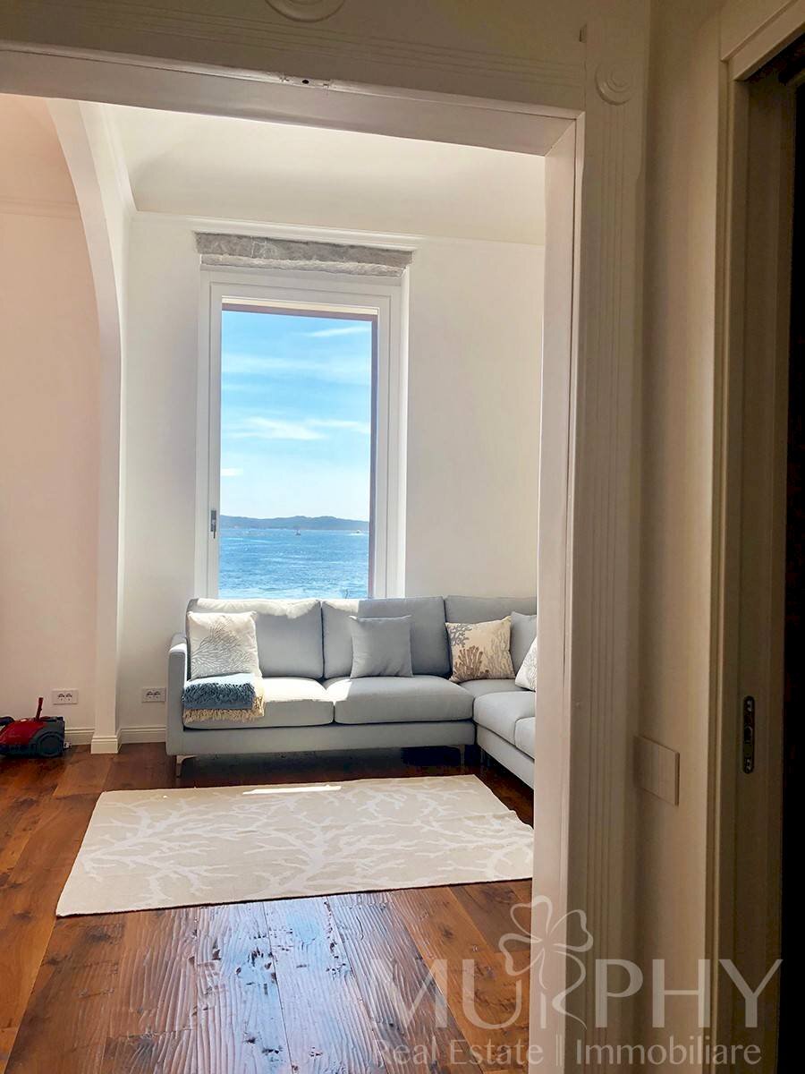 Four-room apartment Via Nizza, La Maddalena - photo 1