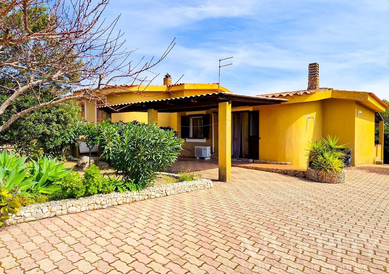 Villa a Schiera Via degli Olivastri, La Maddalena - foto 1