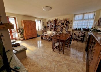 Semi-detached house Mercenasco - photo 6