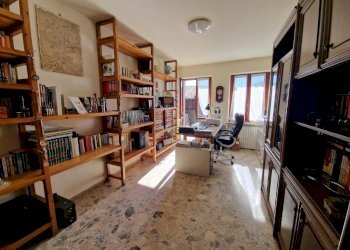 Semi-detached house Mercenasco - photo 12