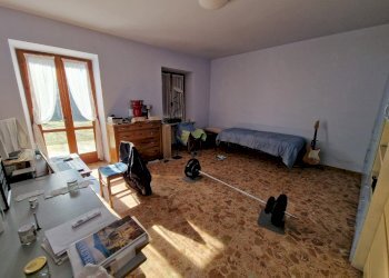 Semi-detached house Mercenasco - photo 25