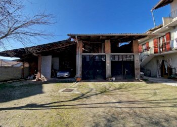 Semi-detached house Mercenasco - photo 30