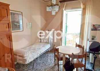 Four-room apartment Via Oglio Vecchio, Messina - photo 19