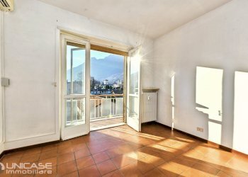 Sala - Trilocale via Guardia Piemontese, 1, Torre Pellice - foto 2