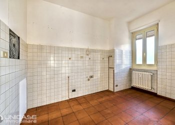 Cucina - Trilocale via Guardia Piemontese, 1, Torre Pellice - foto 10