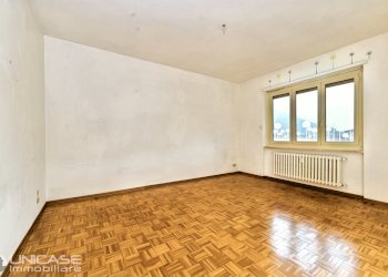 Camera da letto - Trilocale via Guardia Piemontese, 1, Torre Pellice - foto 17