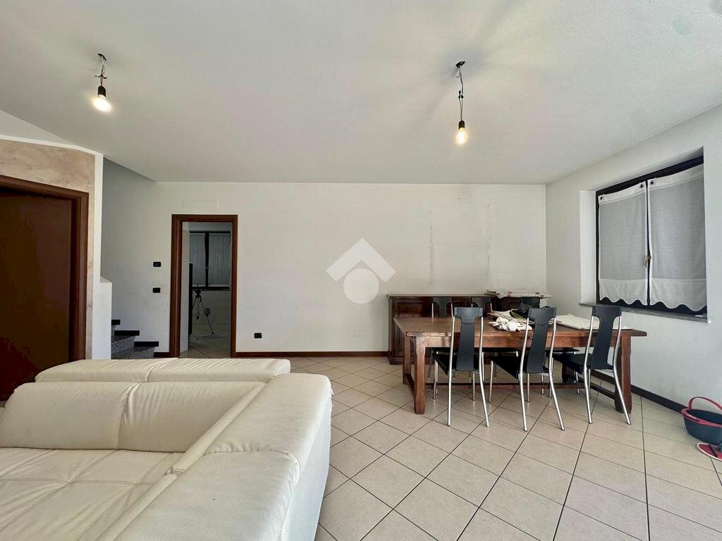 Villa Via granozzo, Granozzo con Monticello - photo 1