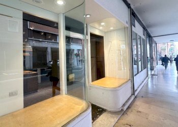 Negozio Bologna - foto 15
