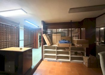 Negozio Bologna - foto 31