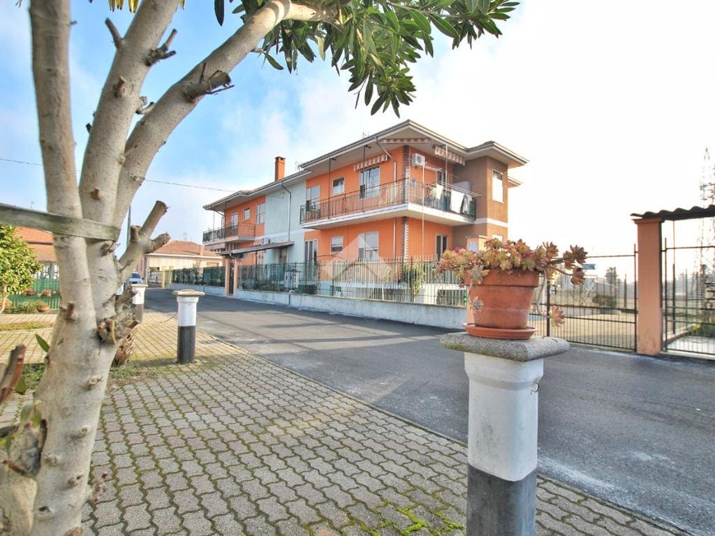 Quadrilocale Via Rolando della Valle, Livorno Ferraris - foto 1