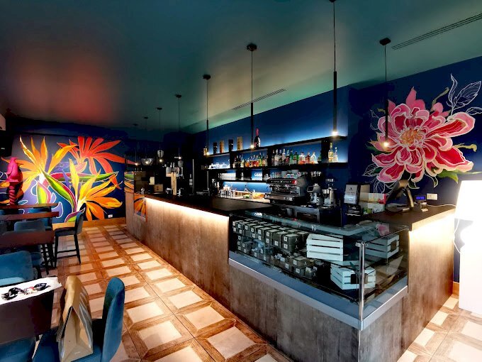 Bar Tavola Calda - Fredda viale della repubblica, 2, Peschiera del Garda - foto 1