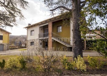 Casa indipendente Montefiorino - foto 2