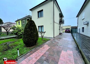 Casa indipendente Ferrara (zona Pontegradella) - foto 1
