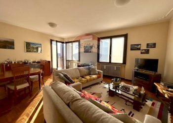 Porzione di casa Costa Volpino - foto 11