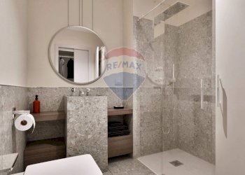 One-room apartment Bergamo - photo 18