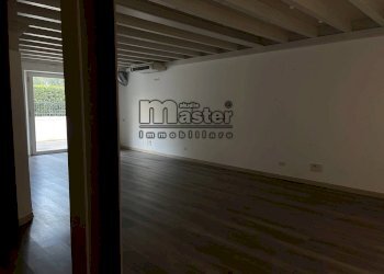 Negozio QUARTIERE LATINO, Treviso (zona Centro Storico) - foto 6