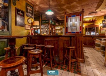 Interno non residenziale - Discoteca - Disco Pub - Locale Notturno via Antonio Rosmini, Borgomanero - foto 2