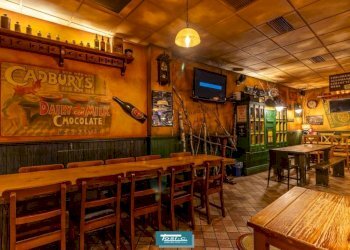 Interno non residenziale - Discoteca - Disco Pub - Locale Notturno via Antonio Rosmini, Borgomanero - foto 9