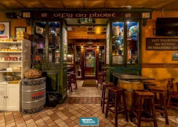 Interno non residenziale - Discoteca - Disco Pub - Locale Notturno via Antonio Rosmini, Borgomanero - foto 11