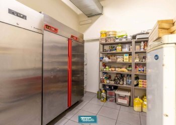 Box auto - Discoteca - Disco Pub - Locale Notturno via Antonio Rosmini, Borgomanero - foto 20