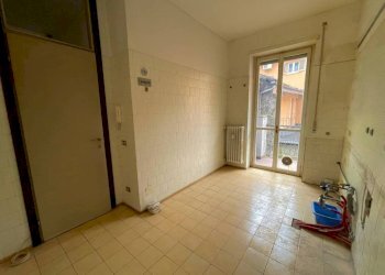Cucina - Quadrilocale via Carlo Mirabello, 9, Tortona - foto 3