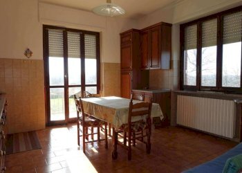 Cucina - Rustico Regione Valdelcerro, Incisa Scapaccino - foto 11