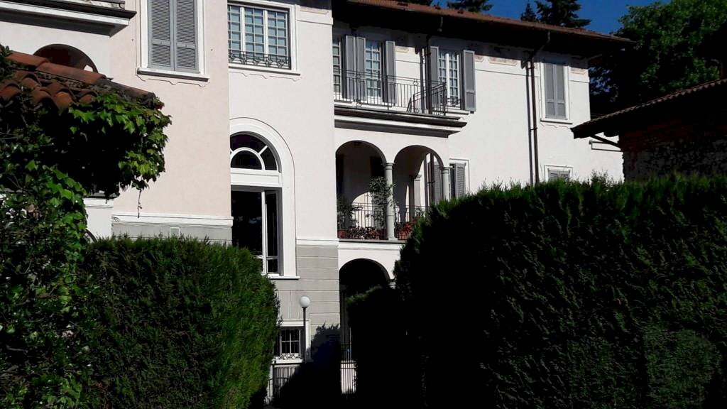 Facciata - Appartamento via Francesco Caracciolo, 87, Varese - foto 3