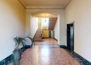 Interno palazzo - Appartamento via Francesco Caracciolo, 87, Varese - foto 15